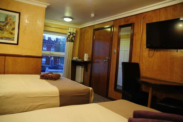 Cricklewood Lodge Hotel
