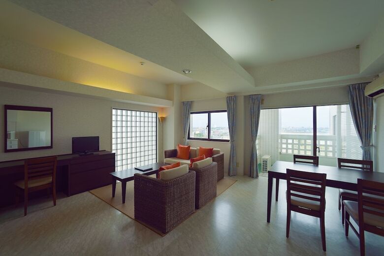 Hotel Royal Marine Palace Ishigakijima