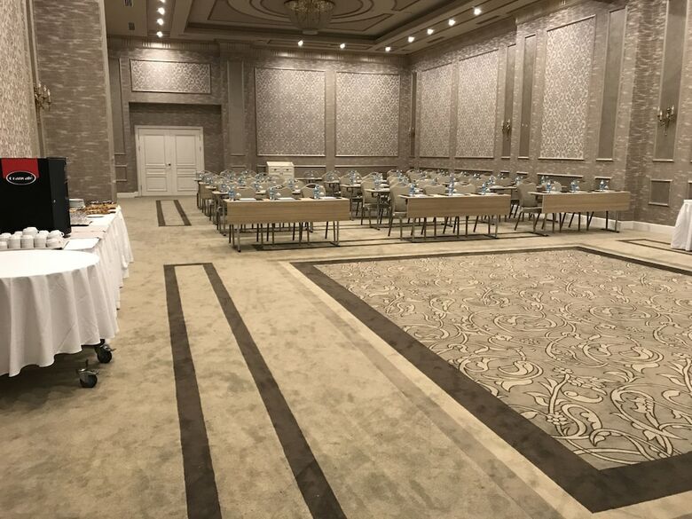 Euro Park Hotel