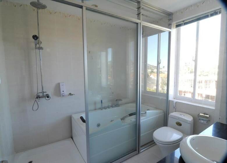 Aparthotel Lam Son Hotel & Apartments