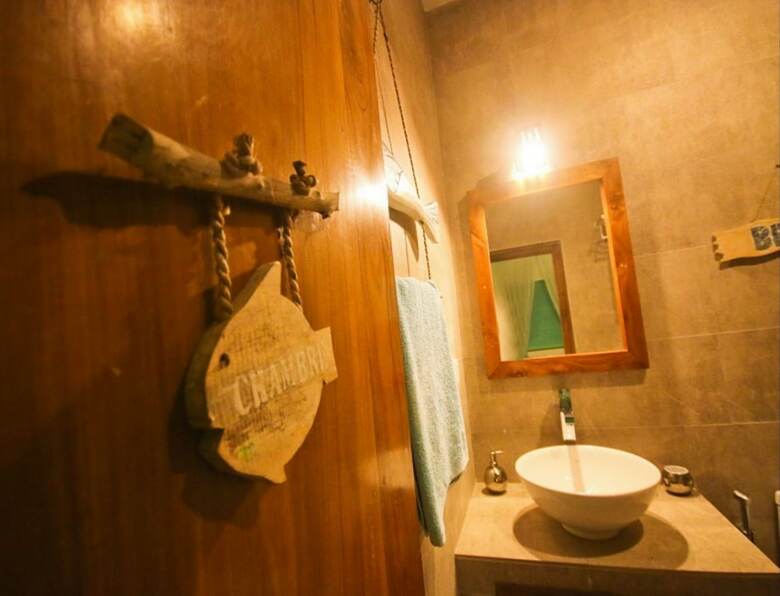 Hotel Footprints Villa