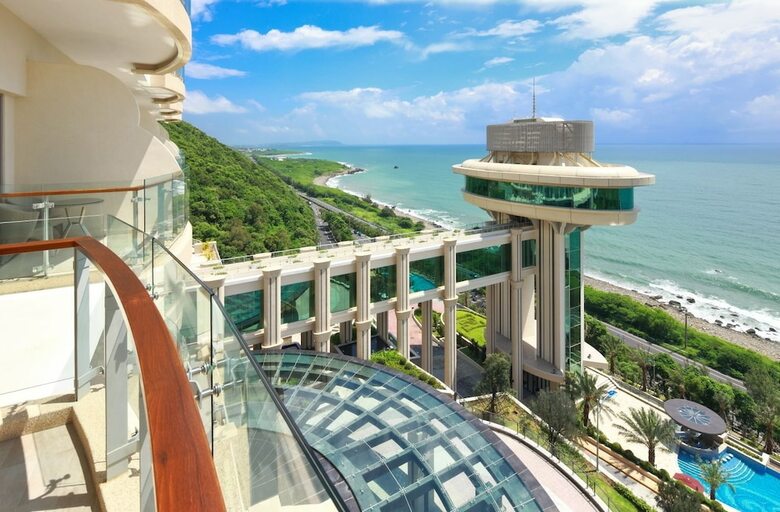 Hotel H Resort