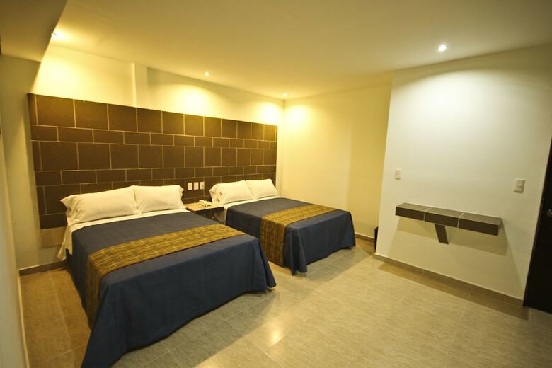 Hotel First Inn