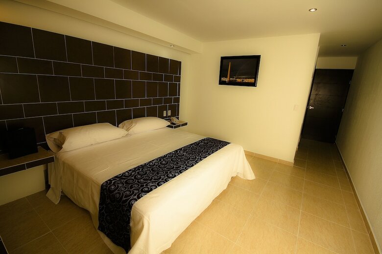 Hotel First Inn
