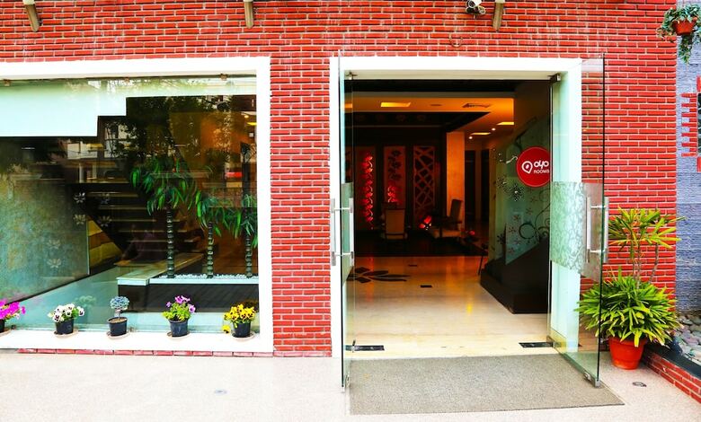 Oyo 386 Hotel Lotus Panache