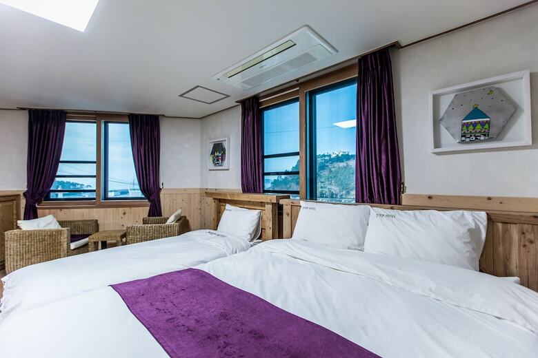 Cheonjiyeon Hotel