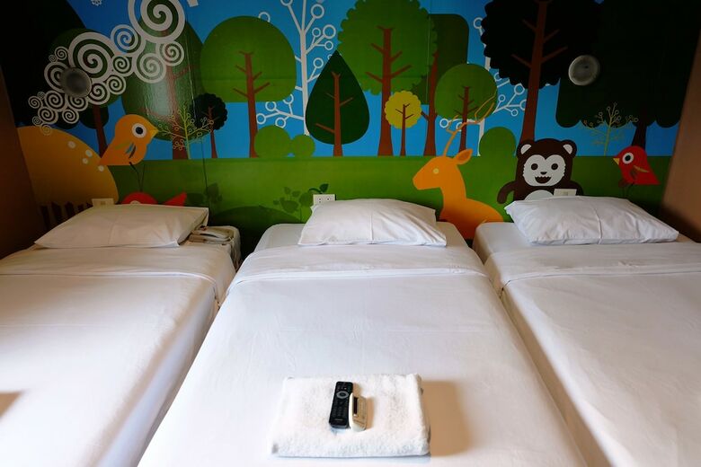 Hostal Take A Nap Hotel