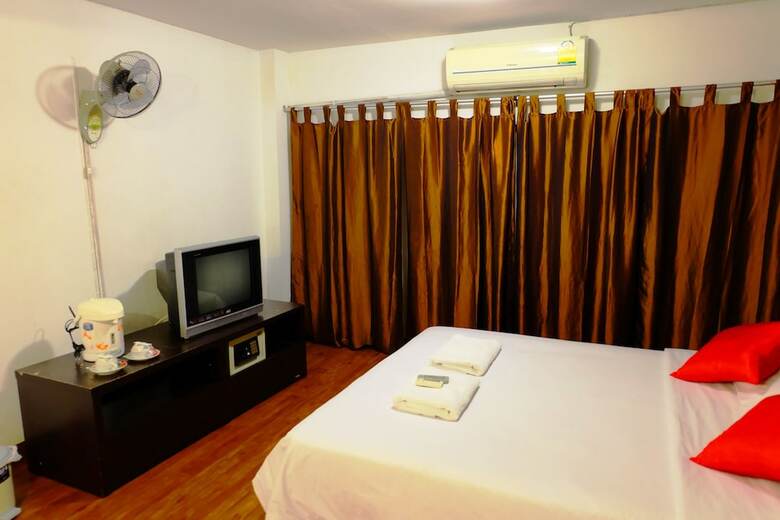 Hostal Take A Nap Hotel