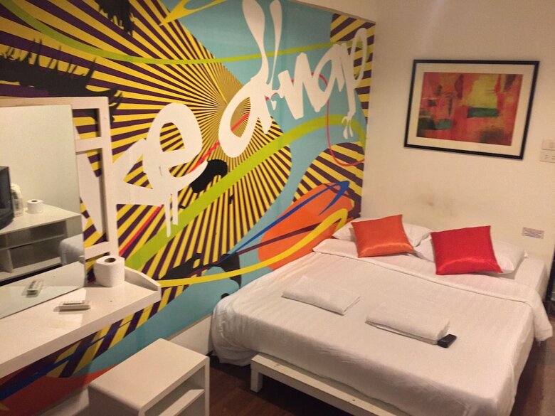 Hostal Take A Nap Hotel