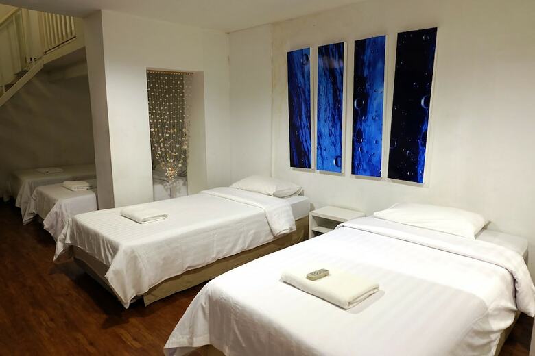 Hostal Take A Nap Hotel