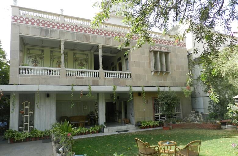Hotel Tara Niwas
