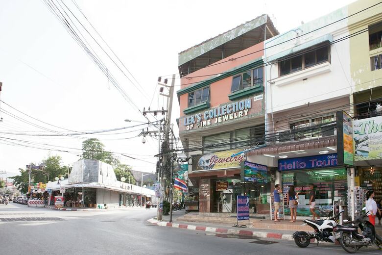 Hostal Hello Backpacker Samui Hostel