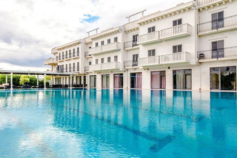 Hotel President Solin