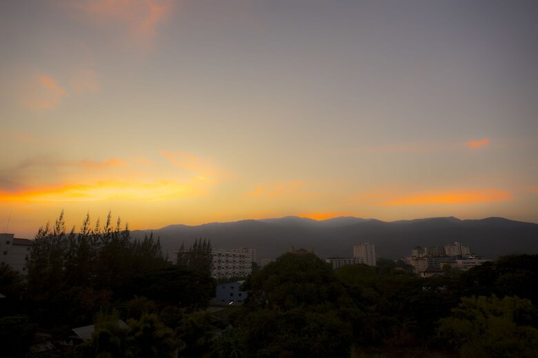 Cmor Hotel Chiang Mai By Andacura