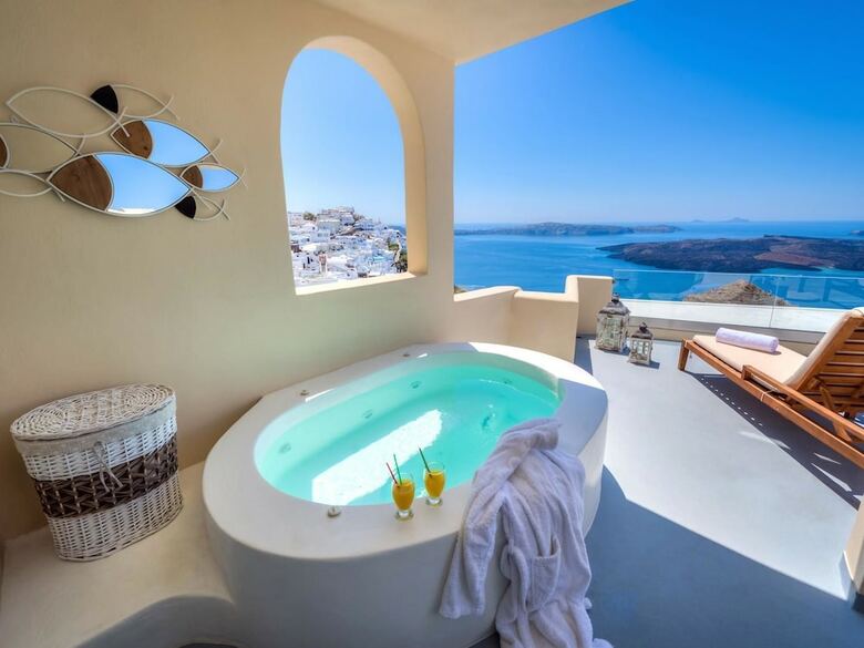 Hotel Damigos Caldera World