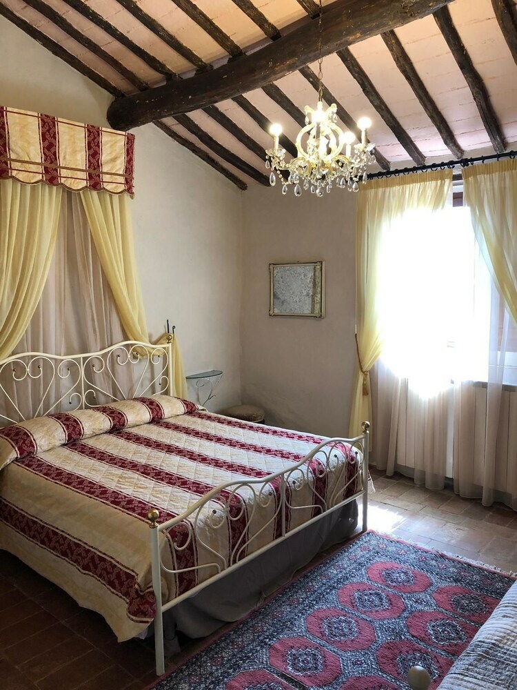 Agroturismo Castello Di Tornano