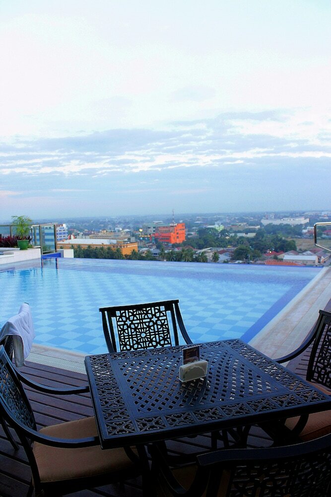 Hotel Central Park Tower Resort