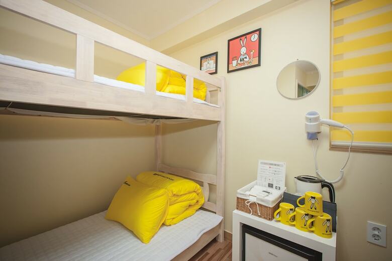 Hotel 24 Guesthouse Haeundae Premier