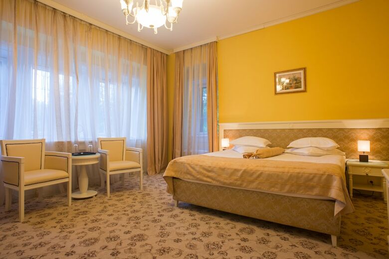 Hotel Vila Economat