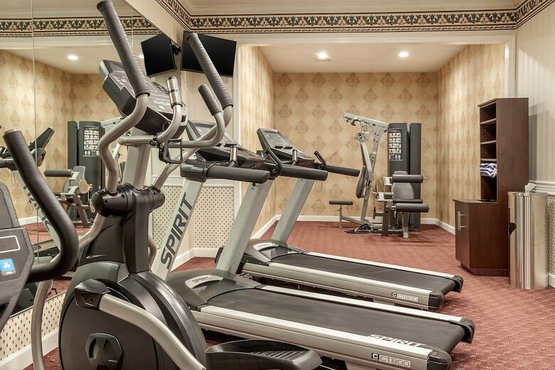 Apartamento Clarion Hotel & Suites
