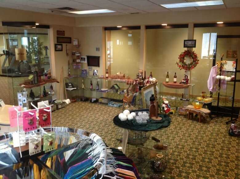 Hotel Days Inn & Suites By Wyndham Sutton Flatwoods