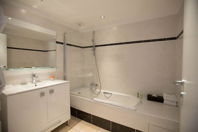 Royal Antibes - Luxury Hotel, Residence, Beach & Spa