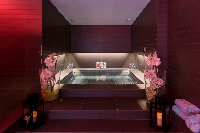 Royal Antibes - Luxury Hotel, Residence, Beach & Spa