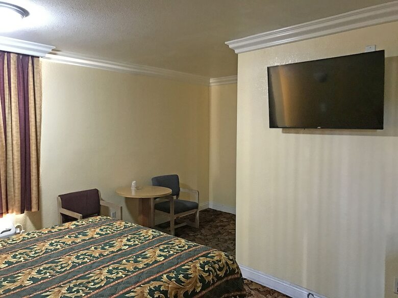 Satellite Motel