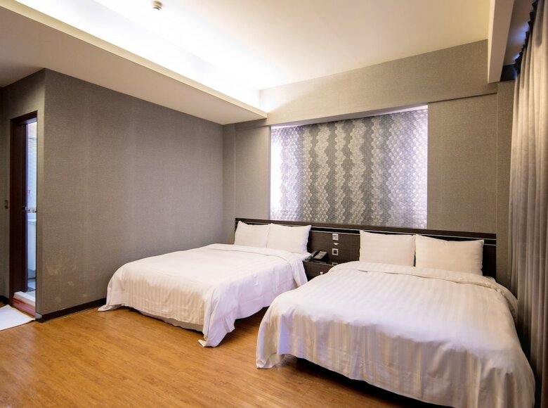 Unique Hotel - Military 75 Hotel