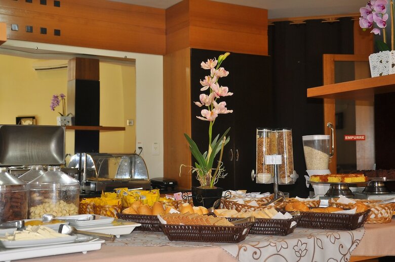 Cegil Hotel Boulevard