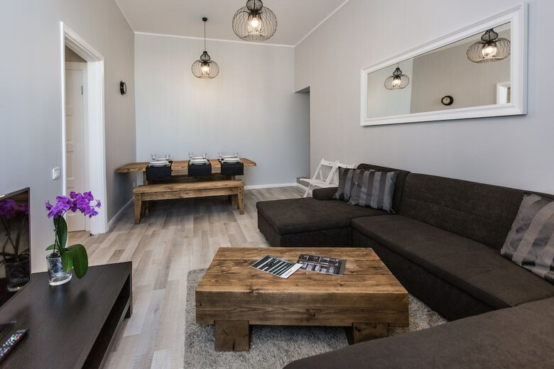 Bearsleys Downtown Apartments