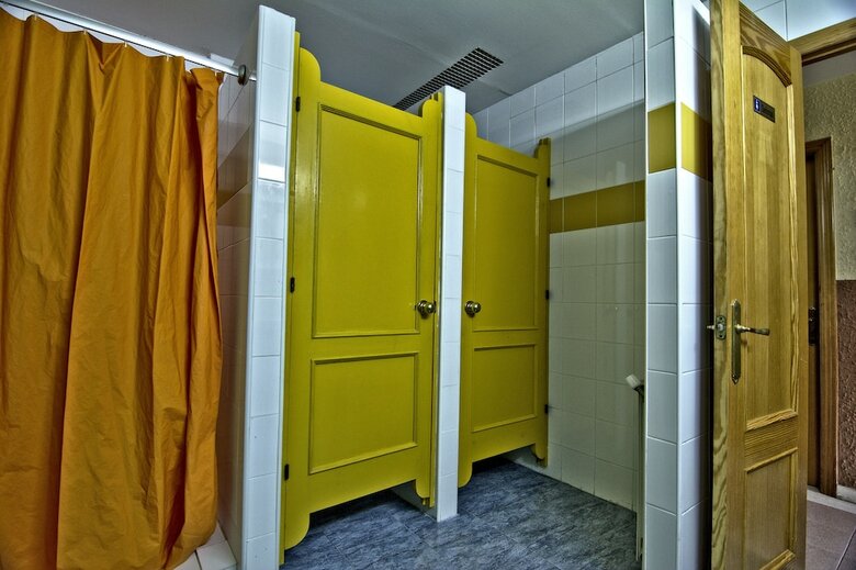 Hostal Albergue Juvenil De Bustiello