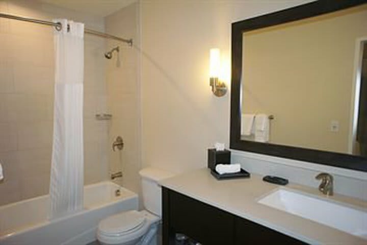 Hotel Days Inn Y Suites