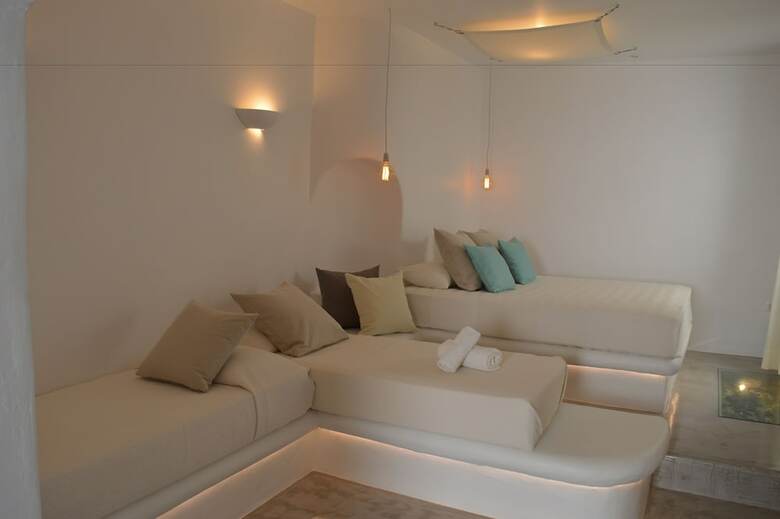 Hotel Flaskos Suites