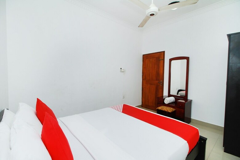 Aparthotel Oyo 293 Akara Suites And Apartments