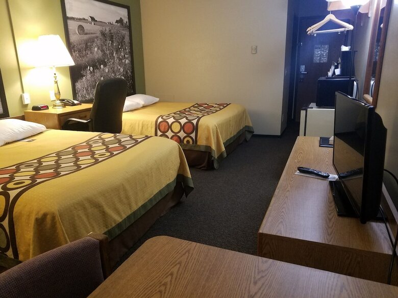 Motel Super 8 By Wyndham Milbank Sd