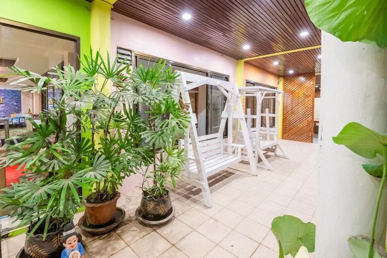 Talay Sai Hotel @ Thung Wua Laen