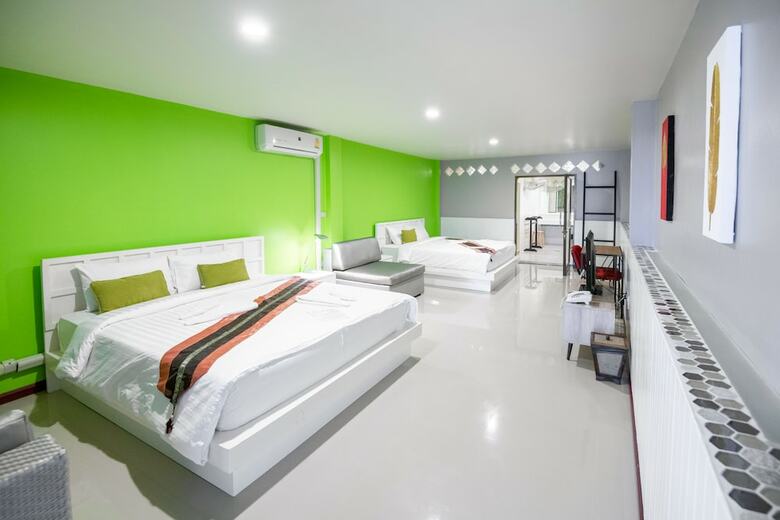 Talay Sai Hotel @ Thung Wua Laen