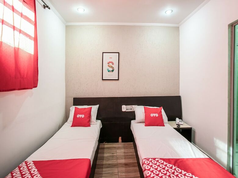 Oyo Vila Maria Hotel