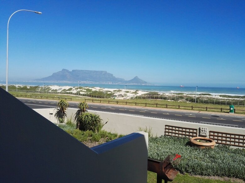 Apartamentos Blouberg Beachfront Accommodation