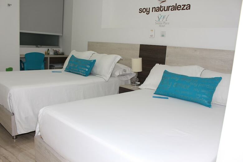 Sixtina Plaza Hotel