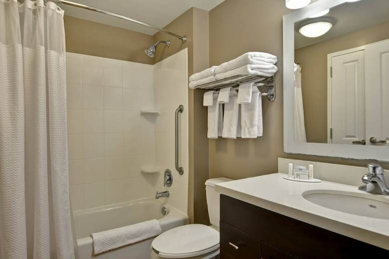 Hotel Towneplace Suites By Marriott Alexandria