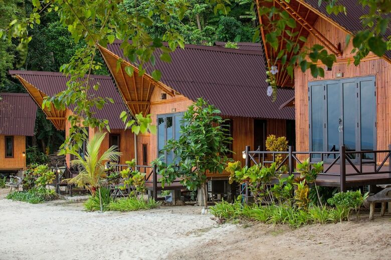 Hotel The Cove Phi Phi