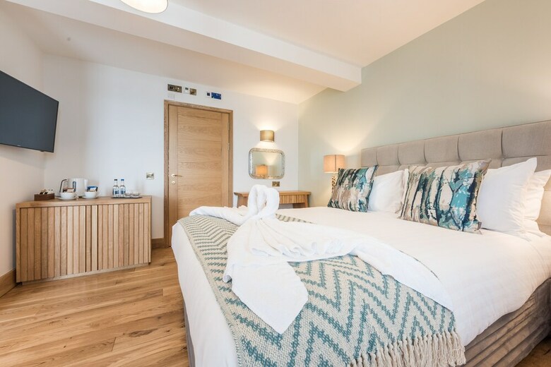 The Land's End Hotel