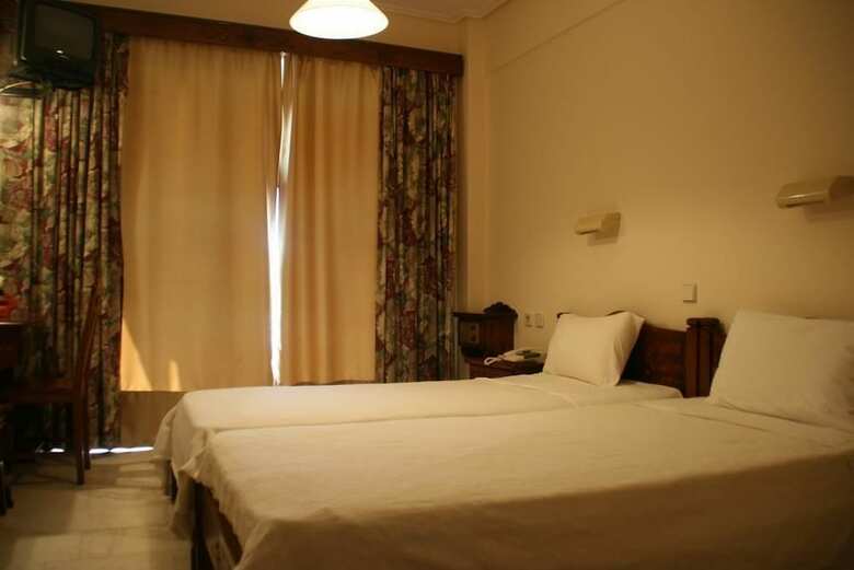 Batis Hotel