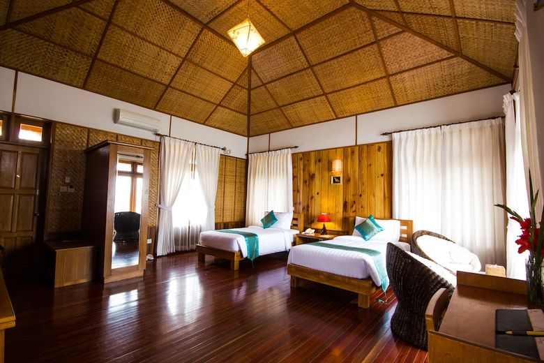 Hotel Royal Nadi Resort