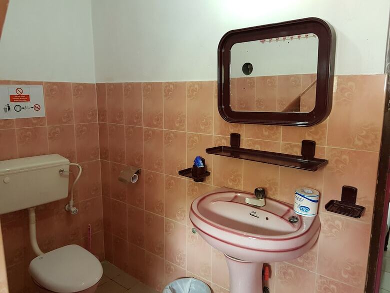 Hotel Hostel 107