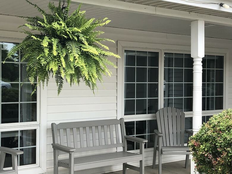 Hotel Farmstead Inn & Conference Center