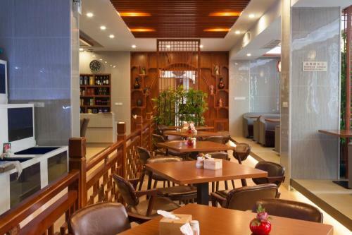 The Travellers Hotel