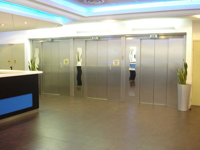 Hotel Ibis Budget Paris Porte De Montmartre